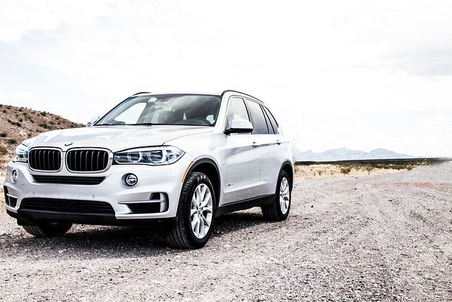 BMW та адаптація до кліматичних умов Києва: Як підготувати автомобіль до спекотного літа та холодної зими